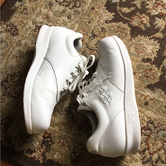 SAS White Women's Sneakers 7.5w - Picture 1 of 7